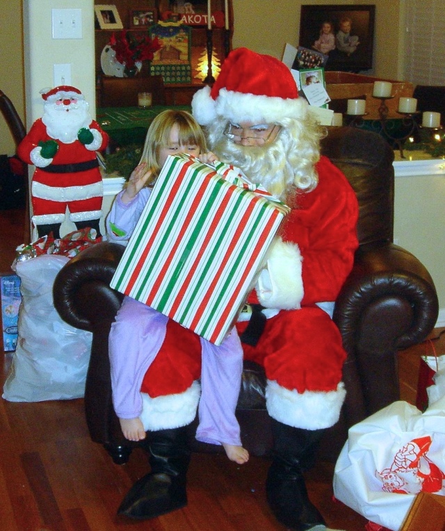 2005-12-24-57 Christmas Eve J&K.jpg